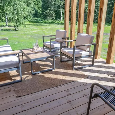 A New In A Great Location Villa Oulu